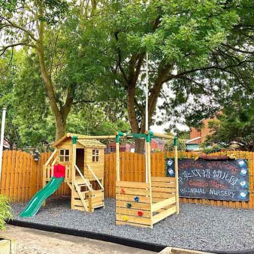 Canada water new climbing frame garden 